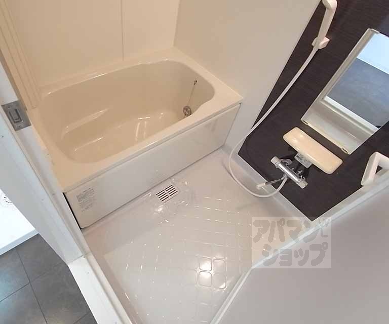 バス・シャワールーム　追炊き、浴室乾燥機装備