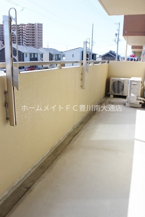 バルコニー　同型別部屋写真