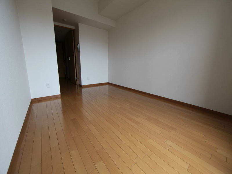 居室・リビング　洋室7.5帖　クローゼット付（収納充実してます）