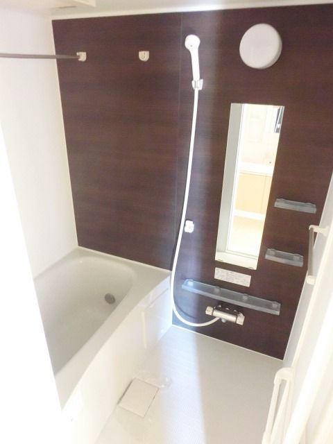 バス・シャワールーム　キレイなバスルーム！