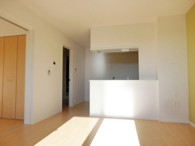 その他部屋・スペース　明るいお部屋は気分も明るくなります！