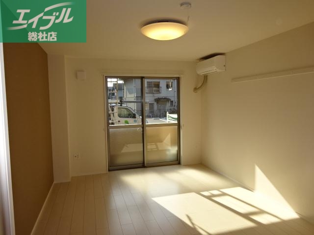 居室・リビング　洋室（エアコン・照明あり）