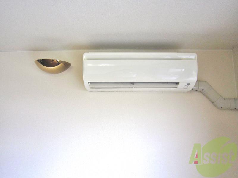 その他設備　エアコン付なのでいつも快適温度で生活できますよ。よしっ！！