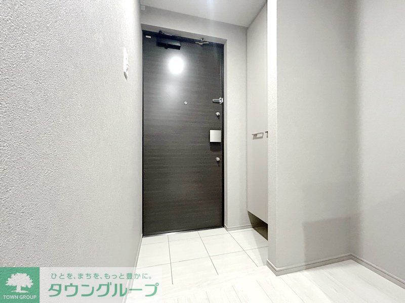 玄関　部屋探しは株式会社　タウンハウジング　までお気軽にお問合せ…