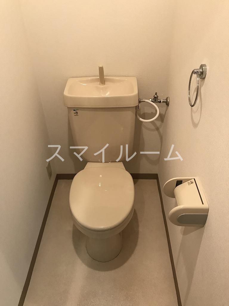 トイレ　別部屋参考写真となります。