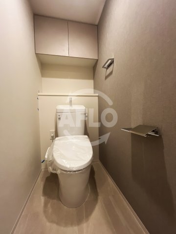 トイレ　コンフォリア・リヴ博労町一丁目Q　トイレ