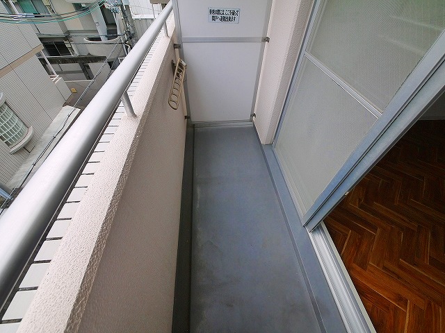 バルコニー　お洗濯にも便利なバルコニー付き