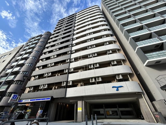 建物外観　SERENiTE本町reflet（セレニテ本町ルフレ）　外観