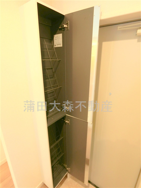 収納　収納　シューズボックス