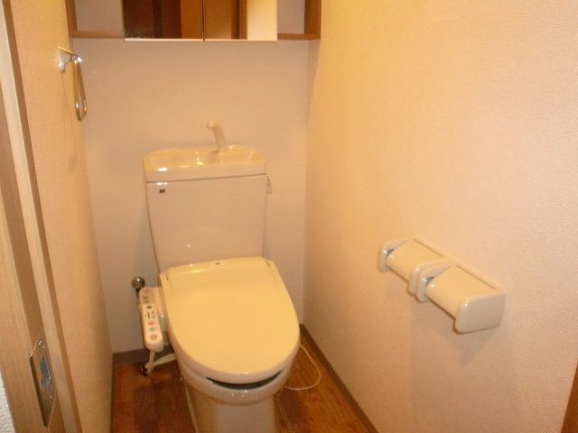 トイレ　シャワー付トイレ