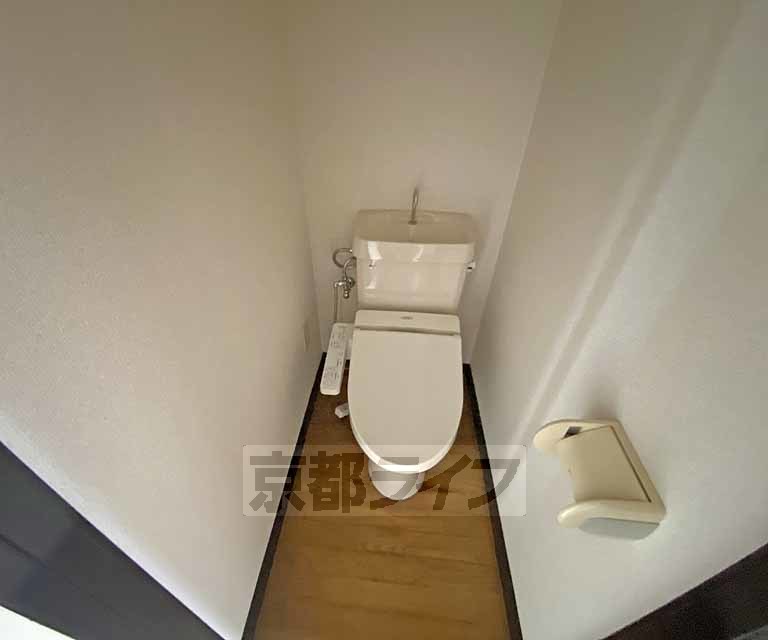 トイレ　洗浄機能付きトイレです。