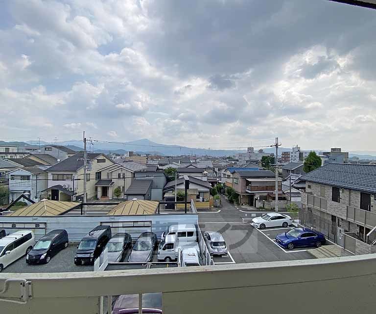 眺望　東向きバルコニーからの景色です。