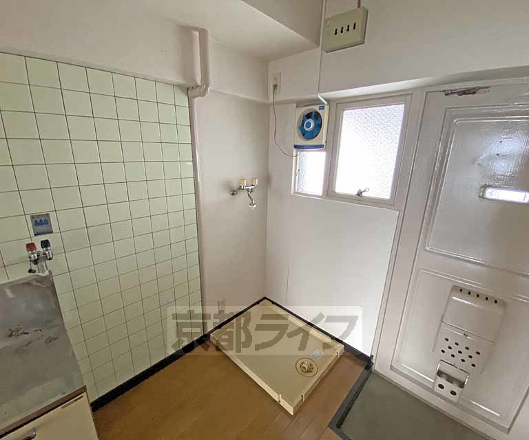 その他設備　室内洗濯機置き場です。