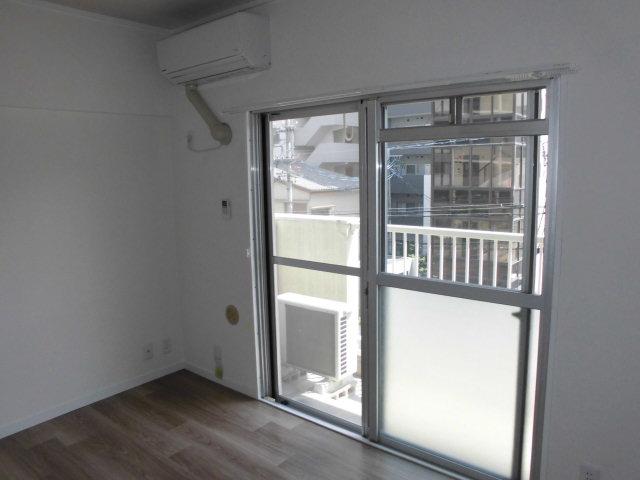 居室・リビング　第一下林ビル