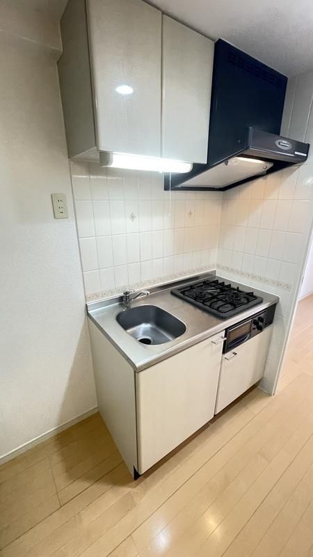 キッチン　※別部屋参考写真