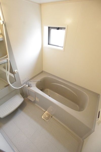 バス・シャワールーム　★うれしい追焚付き浴室★