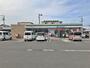 コンビニ　ファミリーマート　松山針田店（コンビニ）まで400m