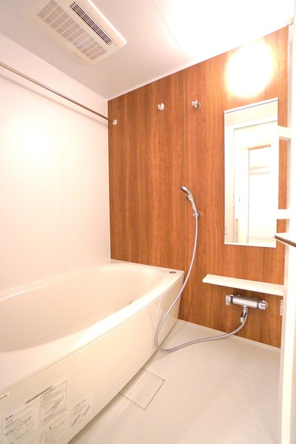 バス・シャワールーム　※写真は同タイプ住戸です。