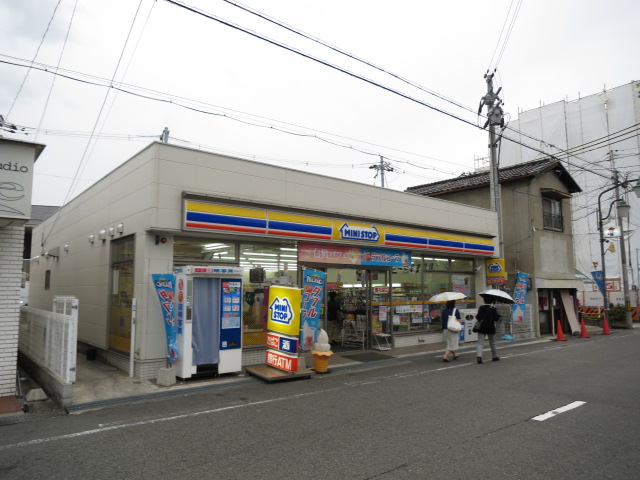 コンビニ　ミニストップ 高槻富田町店（コンビニ）まで263m