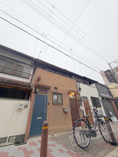 その他共有部分　スマートに佇むお家。毎日が楽しくなります。