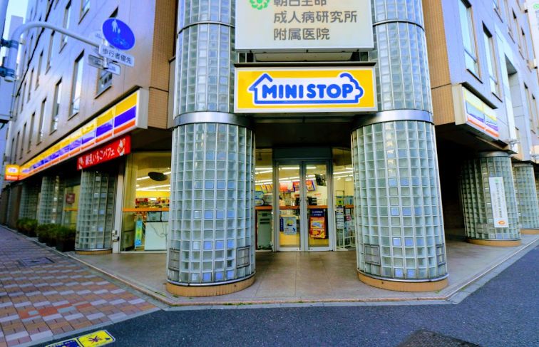 コンビニ　ミニストップ日本橋馬喰町2丁目店（コンビニ）まで110m