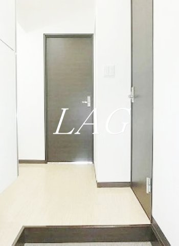 玄関　玄関です。
