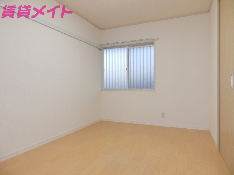 その他部屋・スペース　同物件、別部屋の写真です