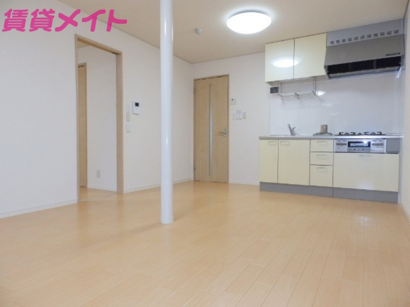 居室・リビング　同物件、別部屋の写真です