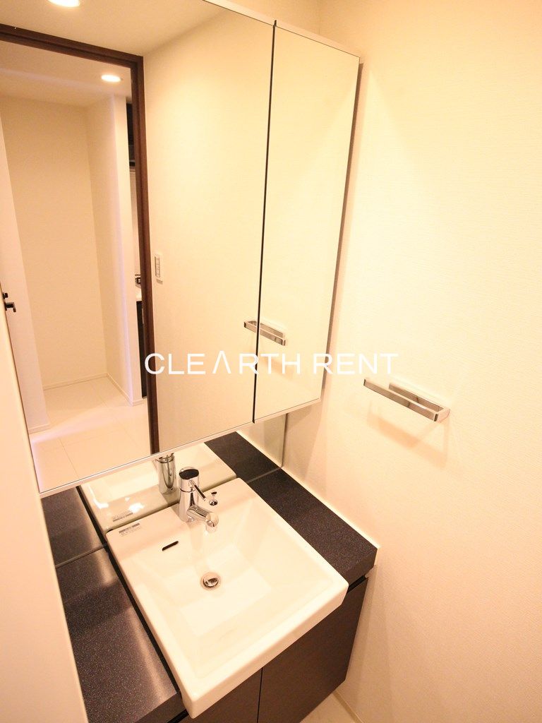 洗面設備　☆キャビネット付き独立洗面台☆