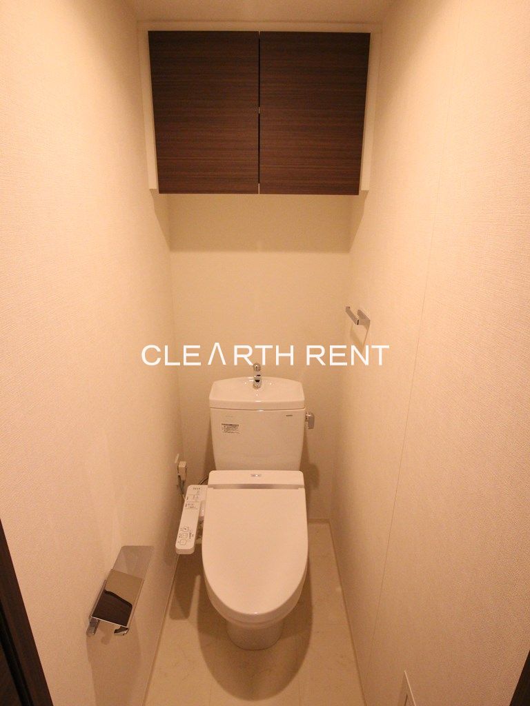 トイレ　☆温水洗浄・暖房便座を兼ね備えたシャワートイレ☆