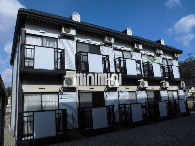 建物外観　南向きの２階建てコーポ