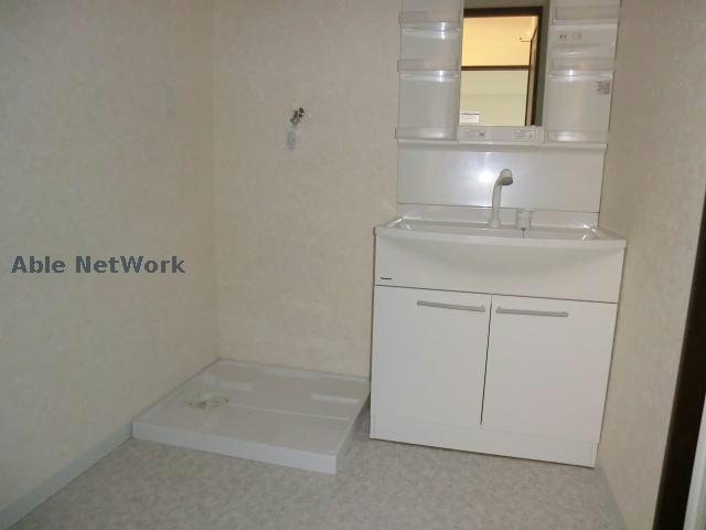 洗面設備　同型