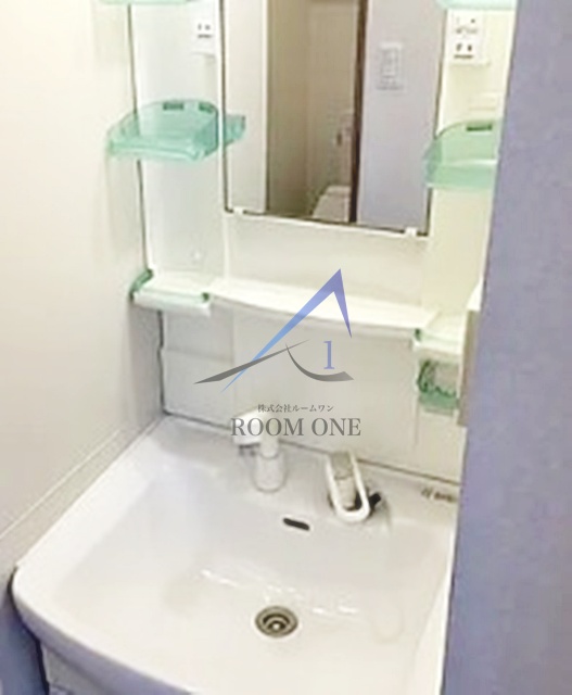 洗面設備　洗面台です。