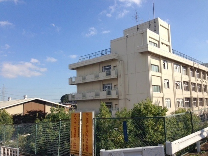 小学校　川平小学校（小学校）まで850m