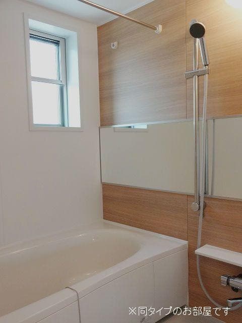 バス・シャワールーム　写真は類似画像になります。