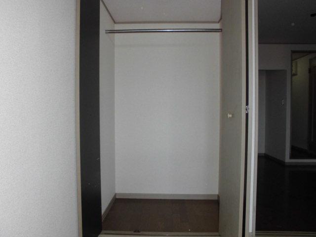 収納　ボンアデール壱番館