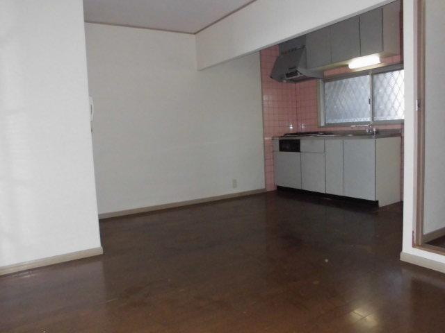 居室・リビング　ボンアデール壱番館