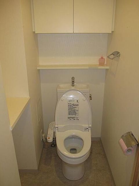 トイレ　温水洗浄便座（参考写真）