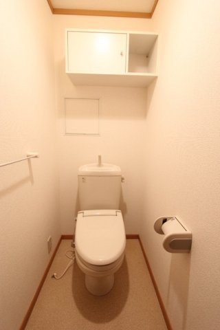 トイレ　コンパクトで使いやすいトイレです