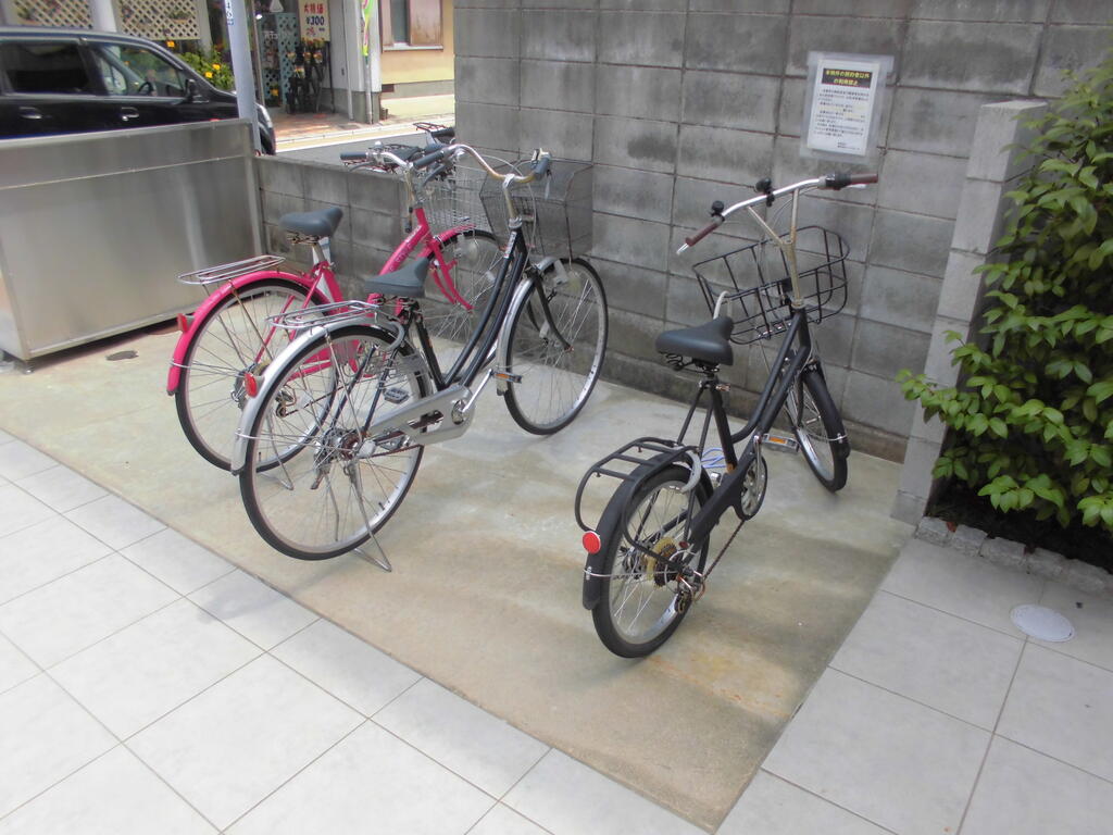 駐車場　駐輪場