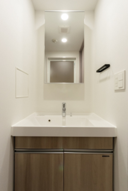 洗面設備　※写真は同タイプ住戸です。