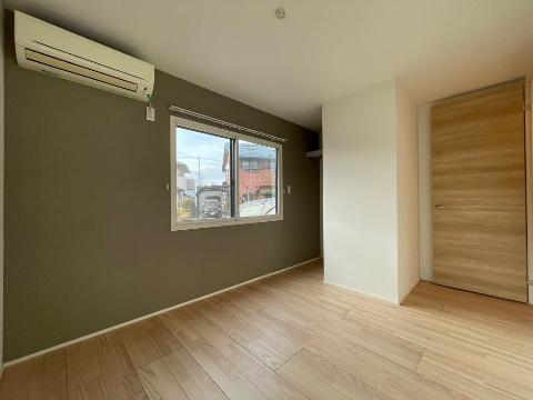 居室・リビング　室内