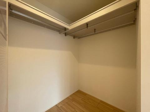 収納　ウォークインクローゼット