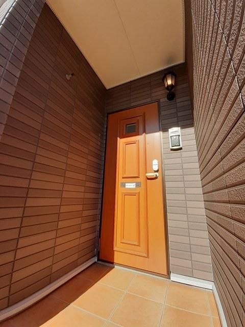 トイレ　玄関前