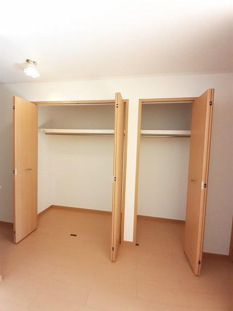 セキュリティ　収納