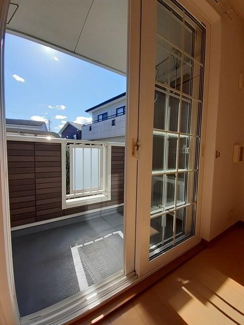 居室・リビング　ベランダ