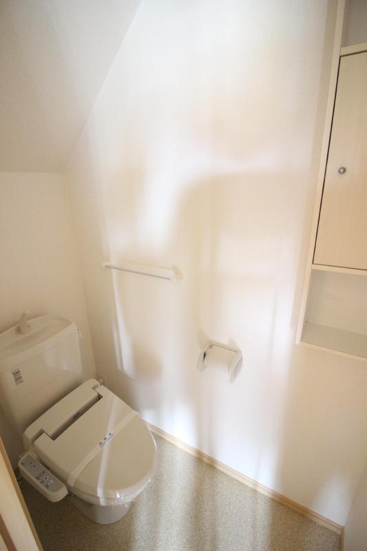 トイレ　温水洗浄便座トイレ