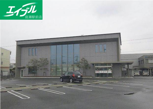 銀行　中国銀行西阿知支店（銀行）まで1074m