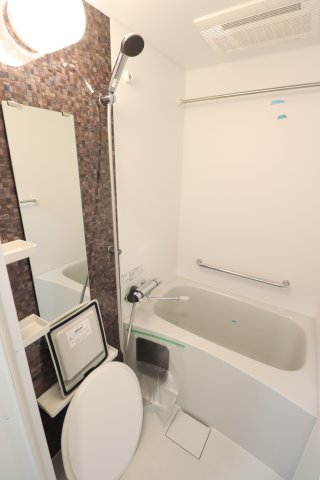 バス・シャワールーム　日々の暮らしに欠かせないお風呂です