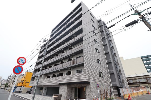 建物外観　落ち着いた雰囲気の外観です